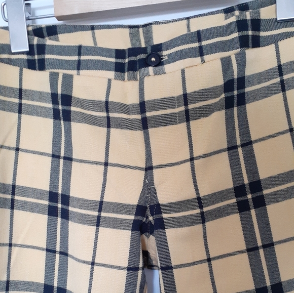 F21 Plaid Bell Bottom - Picture 4 of 7